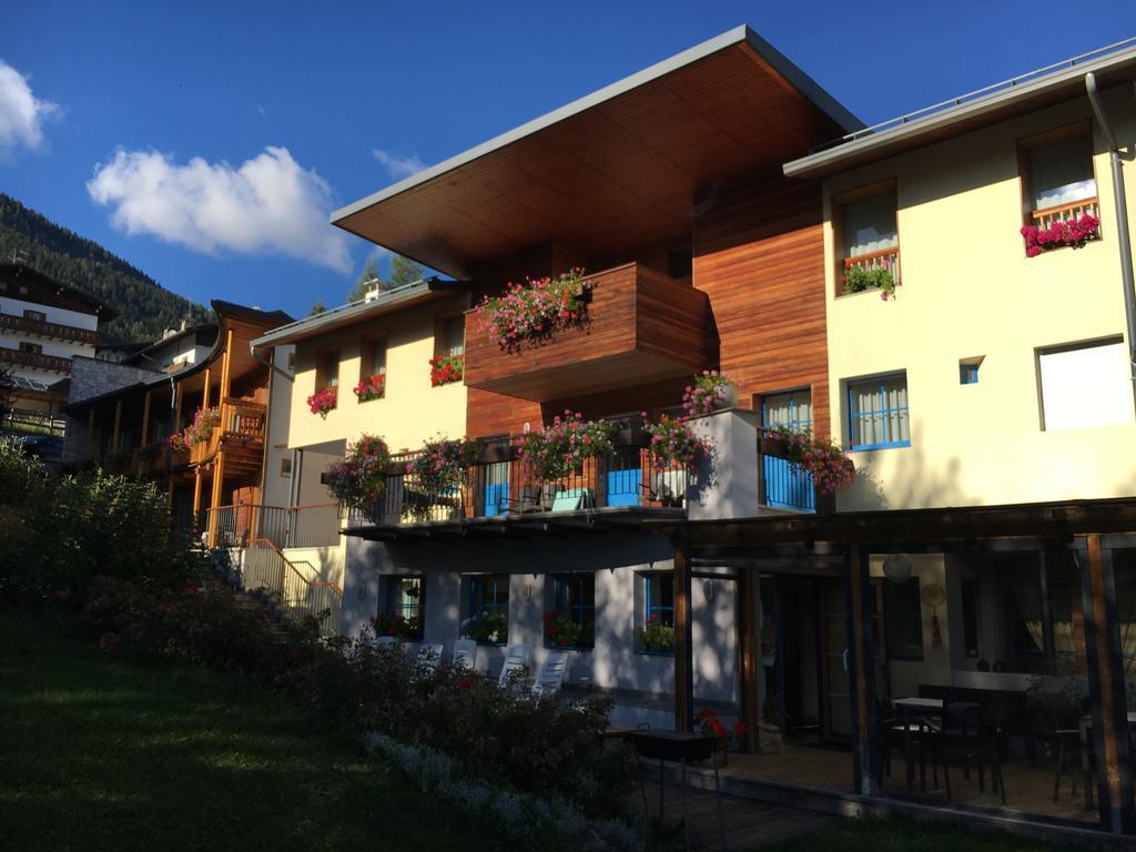 Garni Enrosadira Hotel Vigo di Fassa Exterior foto